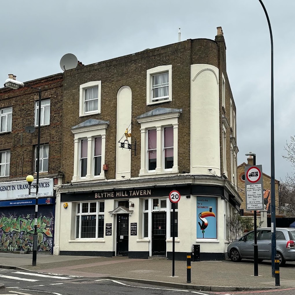 Blythe Hill Tavern - Photo by London Pub Map